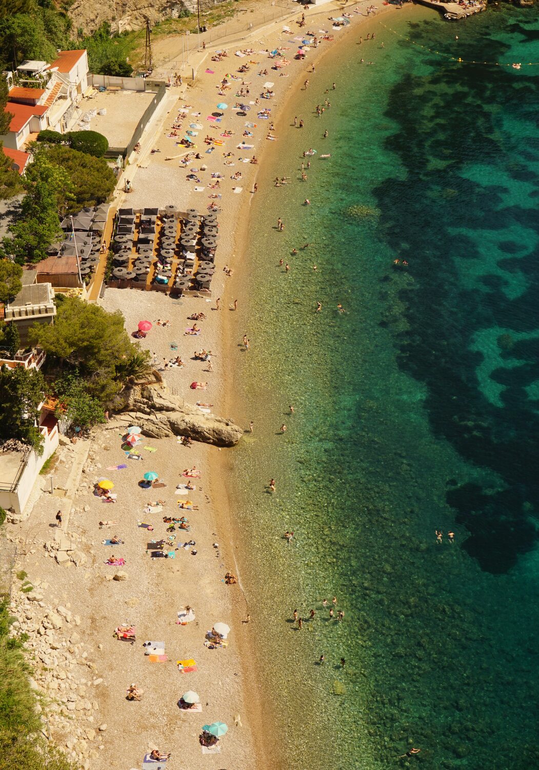 Turquoise cove seen from the corniche on the Côte d'Azur